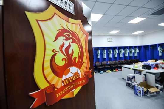 而且他还有很多关于球队问题需要回答，包括桑乔、转会、训练以及球队发展。